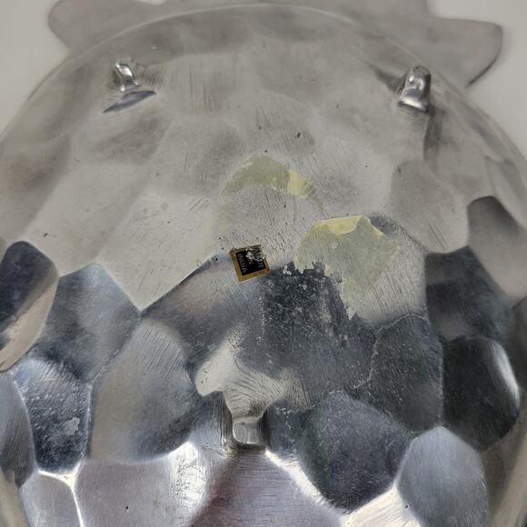 Vintage Strawberry Pewter Plate Mid-Century Modern Kitchen Decor Hammered - Picture 10 of 13